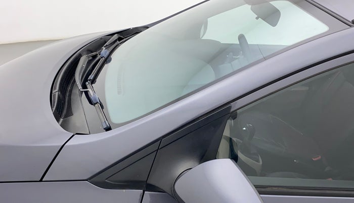 2018 Hyundai Grand i10 SPORTZ AT 1.2 KAPPA VTVT, Petrol, Automatic, 22,456 km, Left A pillar - Paint is slightly faded