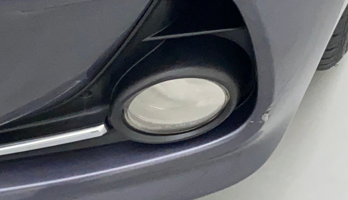 2018 Hyundai Grand i10 SPORTZ AT 1.2 KAPPA VTVT, Petrol, Automatic, 22,456 km, Left fog light - Not working