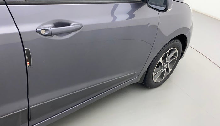 2018 Hyundai Grand i10 SPORTZ AT 1.2 KAPPA VTVT, Petrol, Automatic, 22,456 km, Driver-side door - Minor scratches