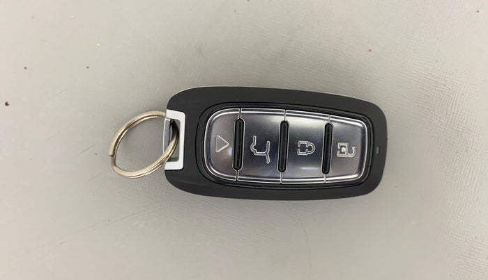 2016 Hyundai Creta SX PLUS 1.6 PETROL, Petrol, Manual, 59,728 km, Key Close Up