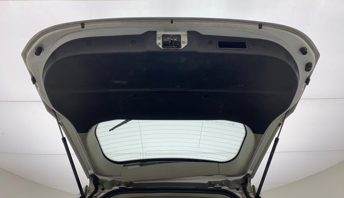 2019 Mahindra XUV500 W5, Diesel, Manual, 95,338 km, Boot Door Open