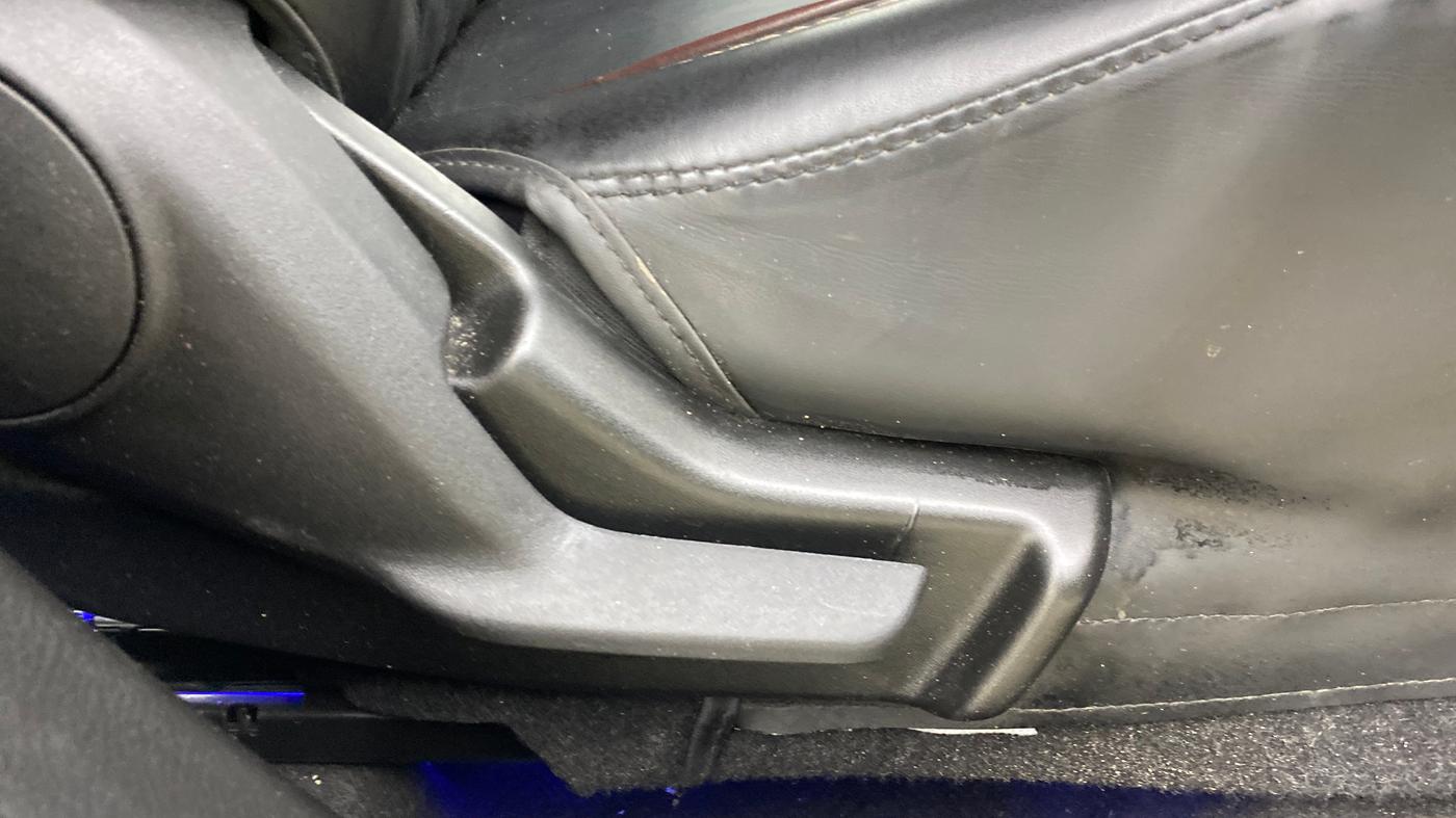 2024 Maruti FRONX DELTA PLUS 1.0 TURBO MT, Petrol, Manual, 13,787 km, Driver Side Adjustment Panel