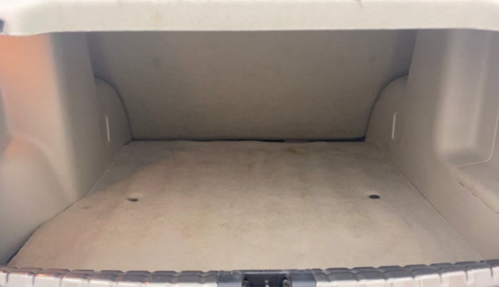 2016 Nissan Terrano XL P, Petrol, Manual, 23,824 km, Boot Inside View