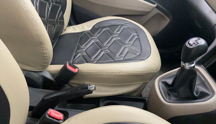 2015 Hyundai Xcent S 1.2, Petrol, Manual, 72,845 km, Gear Lever