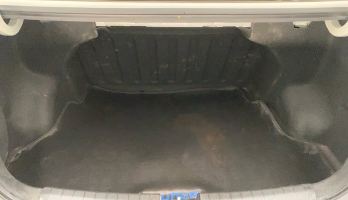 2015 Hyundai Xcent S 1.2, Petrol, Manual, 72,845 km, Boot Inside