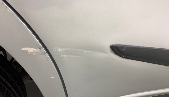 2017 Datsun Go T, Petrol, Manual, 68,815 km, Right rear door - Minor scratches