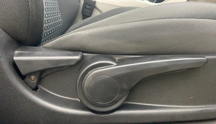 2019 Tata NEXON XZA PLUS DIESEL, Diesel, Automatic, 96,837 km, Driver Side Adjustment Panel