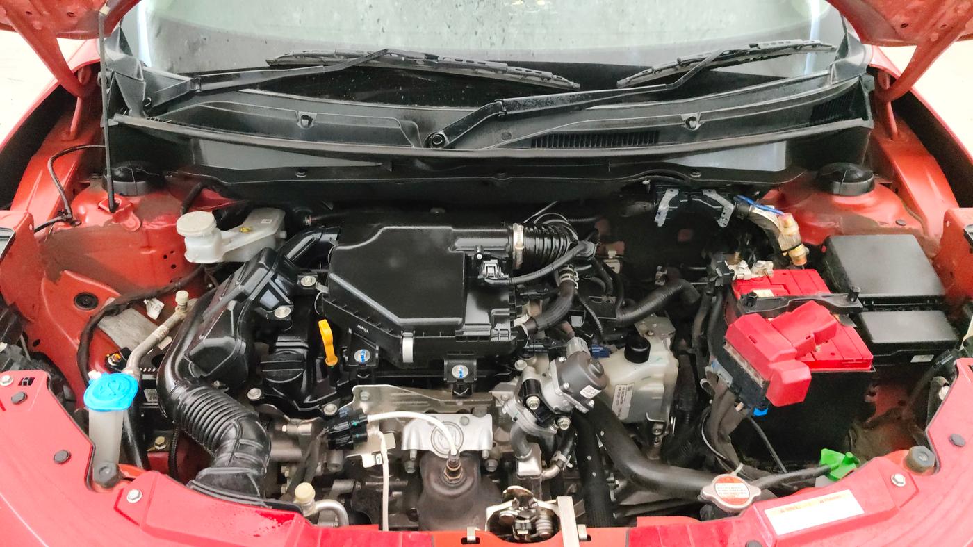 2024 Maruti Swift ZXi Plus Dual Tone AMT, Petrol, Automatic, 20,431 km, Engine View