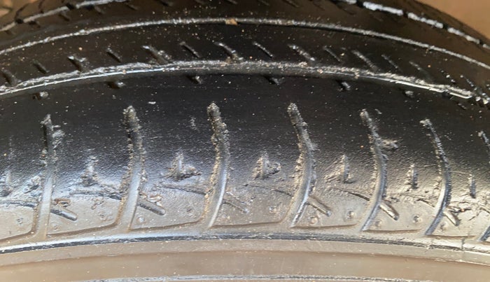 2016 Maruti Celerio ZXI AMT, Petrol, Automatic, 36,485 km, Left Front Tyre Tread