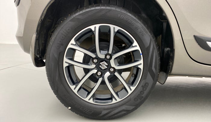2021 Maruti Swift ZXI + AMT, Petrol, Automatic, 15,774 km, Right Rear Wheel