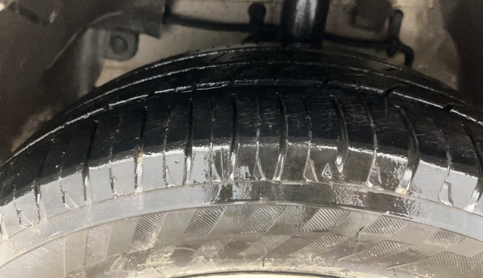 2014 Tata Zest XMS PETROL, Petrol, Manual, 69,402 km, Left Front Tyre Tread