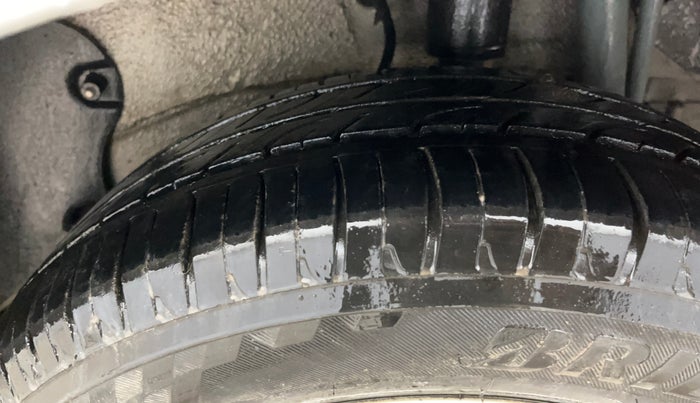 2014 Tata Zest XMS PETROL, Petrol, Manual, 69,402 km, Left Rear Tyre Tread