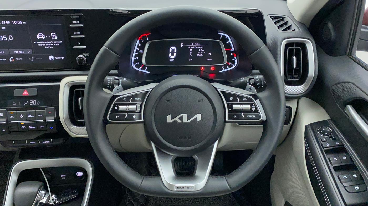 2023 KIA SONET HTX 1.0 DCT, Petrol, Automatic, 747 km, Steering Wheel Close Up