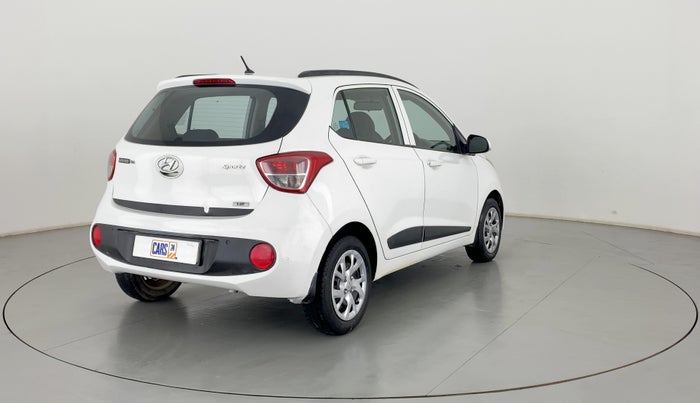 2017 Hyundai Grand i10 SPORTZ (O) 1.2 KAPPA VTVT, Petrol, Manual, 50,446 km, Right Back Diagonal
