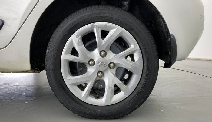 2017 Hyundai Grand i10 SPORTZ (O) 1.2 KAPPA VTVT, Petrol, Manual, 50,446 km, Left Rear Wheel