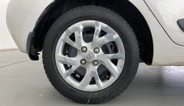 2017 Hyundai Grand i10 SPORTZ (O) 1.2 KAPPA VTVT, Petrol, Manual, 50,446 km, Right Rear Wheel