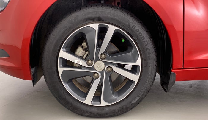 2021 Tata ALTROZ XZ 1.5 RTQ, Diesel, Manual, 10,412 km, Left Front Wheel