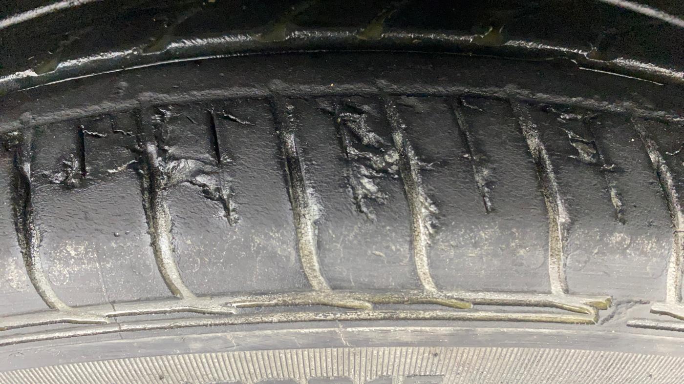 2014 Nissan Micra XV CVT, Petrol, Automatic, 50,000 km, Right Front Tyre Tread