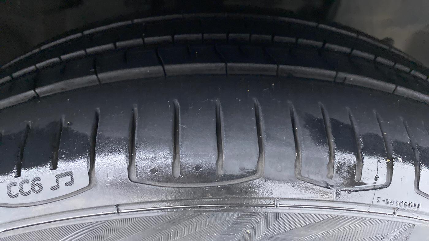2014 Nissan Micra XV CVT, Petrol, Automatic, 49,470 km, Right Front Tyre Tread