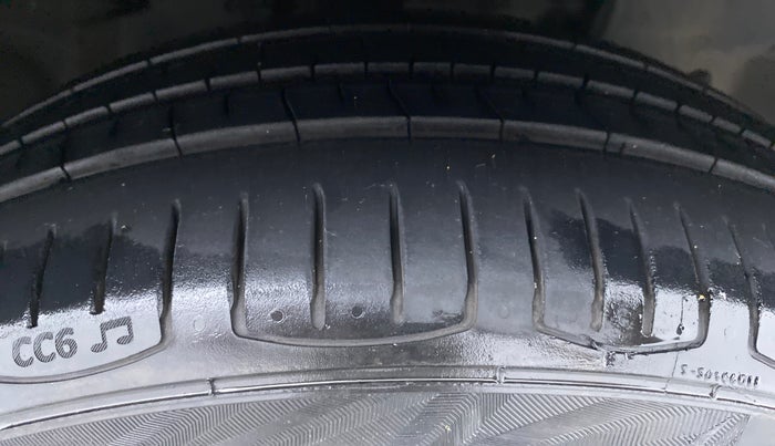 2014 Nissan Micra XV CVT, Petrol, Automatic, 49,470 km, Right Front Tyre Tread
