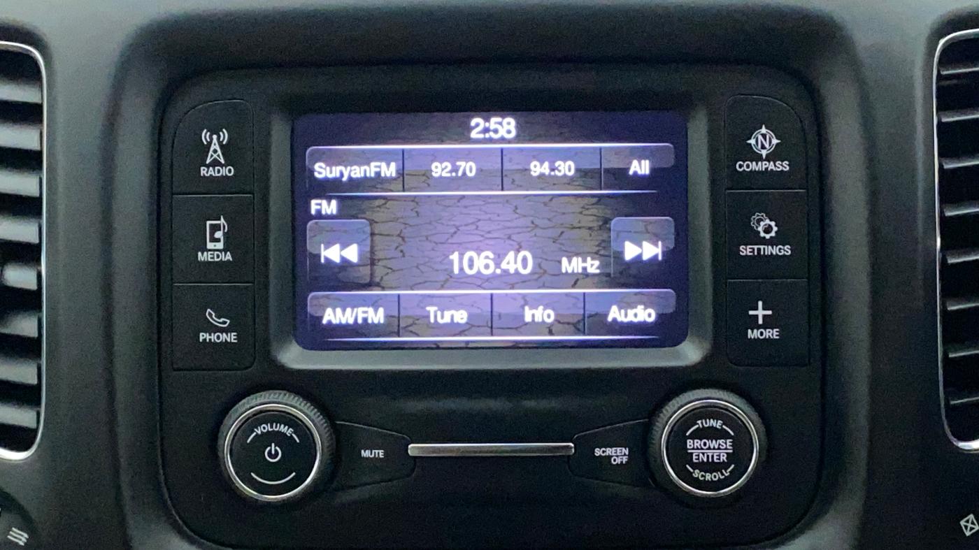 2017 Jeep Compass LONGITUDE 2.0 DIESEL, Diesel, Manual, 98,641 km, Infotainment System