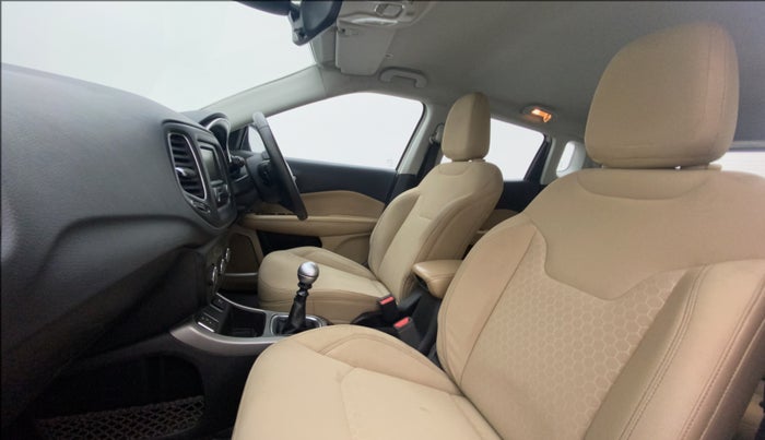 2017 Jeep Compass LONGITUDE 2.0 DIESEL, Diesel, Manual, 98,641 km, Right Side Front Door Cabin