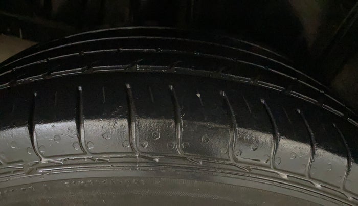 2023 Maruti XL6 ZETA MT, Petrol, Manual, 39,004 km, Right Rear Tyre Tread