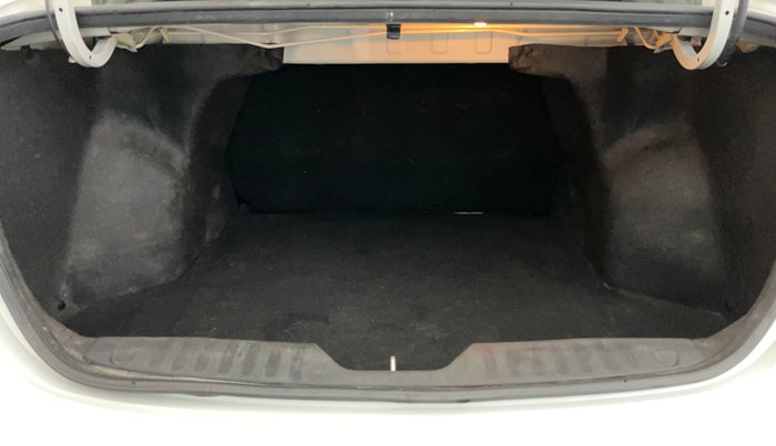2022 Maruti Ciaz SIGMA 1.5 SHVS MT  PETROL, Petrol, Manual, 33,523 km, Boot Inside
