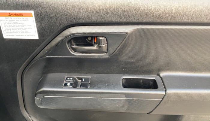2021 Maruti New Wagon-R LXI CNG 1.0, CNG, Manual, 14,382 km, Driver Side Door Panels Control