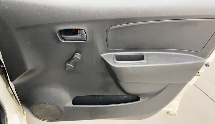 2011 Maruti Wagon R 1.0 LX, Petrol, Manual, 93,539 km, Driver Side Door Panels Control