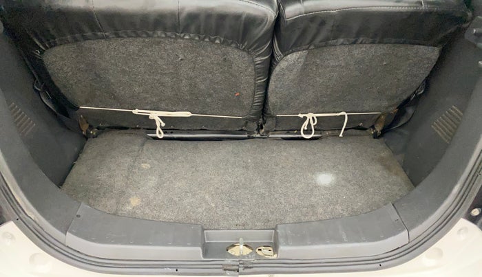 2011 Maruti Wagon R 1.0 LX, Petrol, Manual, 93,539 km, Boot Inside