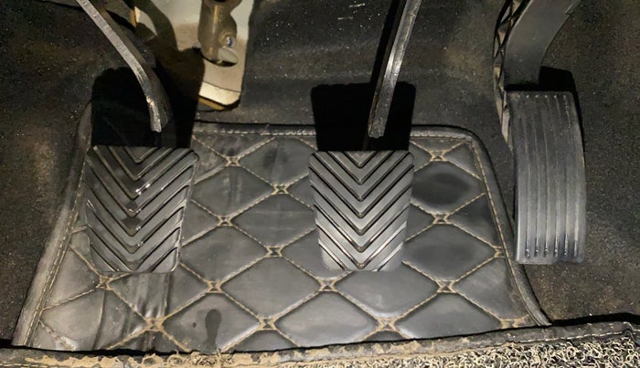 2021 KIA SONET HTK 1.2, Petrol, Manual, 84,915 km, Pedals