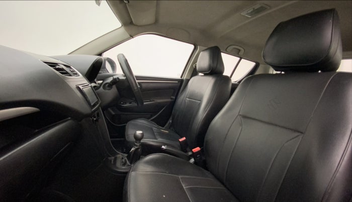 2013 Maruti Swift VDI, Diesel, Manual, 1,04,822 km, Right Side Front Door Cabin