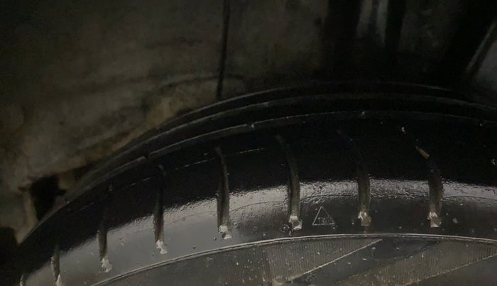 2018 Hyundai Grand i10 SPORTZ 1.2 KAPPA VTVT, Petrol, Manual, 62,900 km, Left Rear Tyre Tread