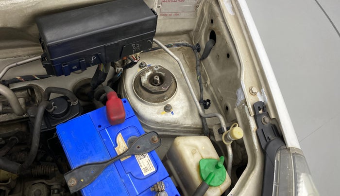 2015 Maruti Alto 800 LXI, Petrol, Manual, 1,17,562 km, Left Apron - Apron is partially repaired