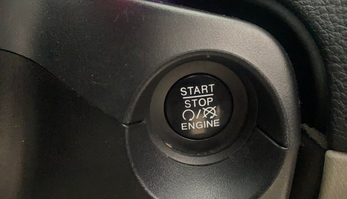 2018 Jeep Compass LIMITED (O) 2.0 DIESEL, Diesel, Manual, 1,46,205 km, Keyless Start/ Stop Button