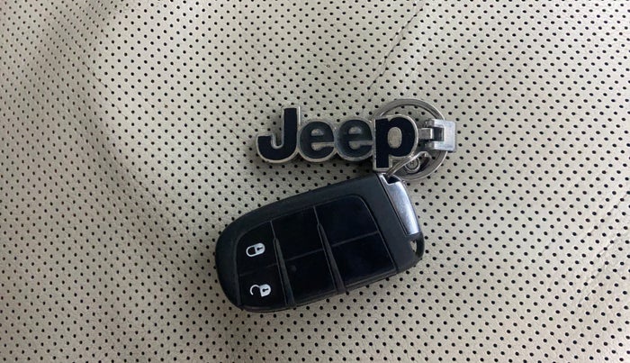 2018 Jeep Compass LIMITED (O) 2.0 DIESEL, Diesel, Manual, 1,46,205 km, Key Close Up