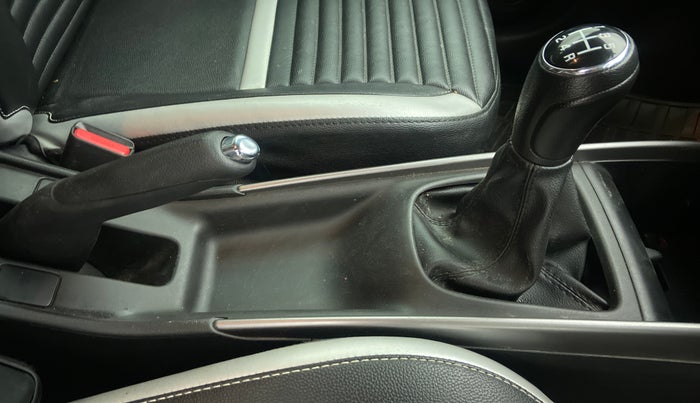 2020 Maruti Baleno ALPHA PETROL 1.2, Petrol, Manual, 10,869 km, Gear Lever