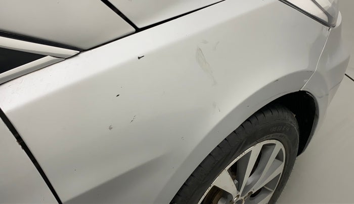 2014 Hyundai Verna FLUIDIC 1.6 VTVT SX, Petrol, Manual, 94,348 km, Right fender - Minor scratches