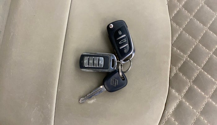 2020 Maruti Celerio VXI CNG, CNG, Manual, 1,03,340 km, Key Close Up