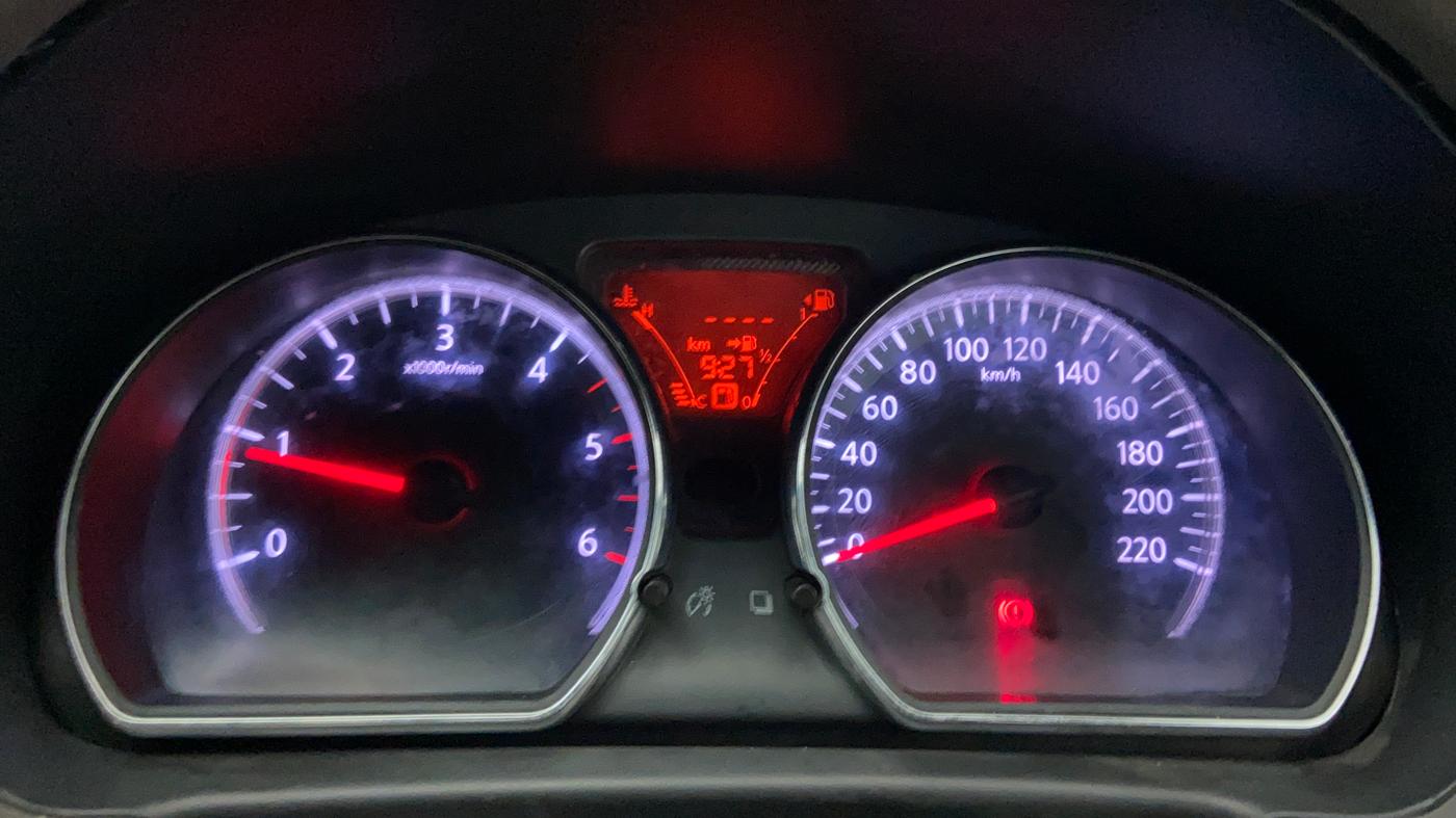 2013 Nissan Sunny XV DIESEL, Diesel, Manual, 1,65,352 km, Odometer View
