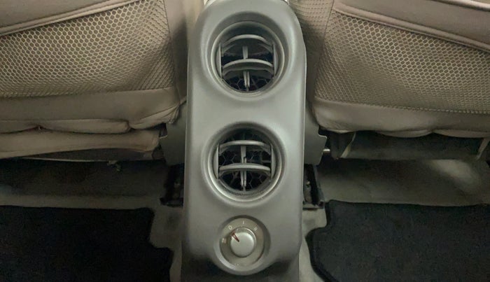 2013 Nissan Sunny XV DIESEL, Diesel, Manual, 1,65,352 km, Reac AC temperature control