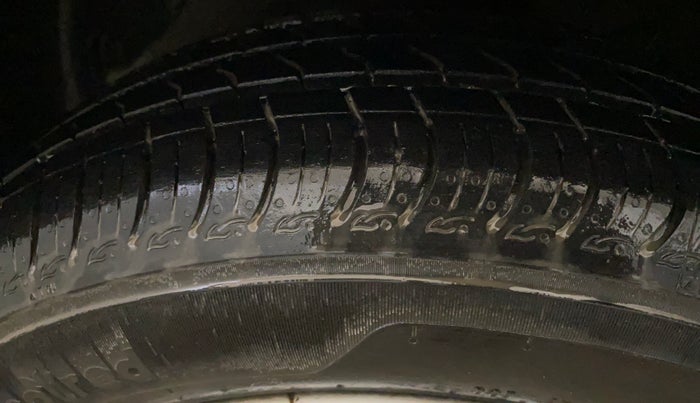 2021 Hyundai GRAND I10 NIOS MAGNA 1.2 KAPPA VTVT, Petrol, Manual, 46,559 km, Left Front Tyre Tread