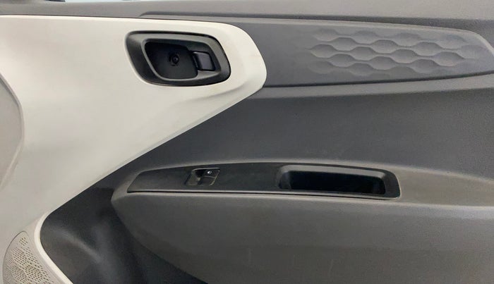 2021 Hyundai GRAND I10 NIOS MAGNA 1.2 KAPPA VTVT, Petrol, Manual, 46,559 km, Driver Side Door Panels Control