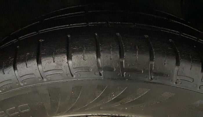 2021 Hyundai GRAND I10 NIOS MAGNA 1.2 KAPPA VTVT, Petrol, Manual, 46,559 km, Right Front Tyre Tread