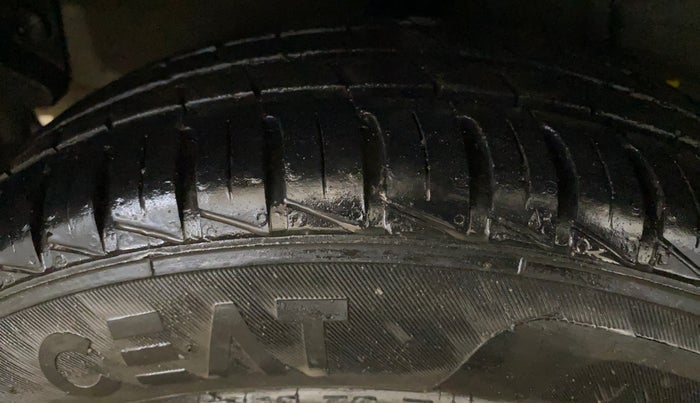 2021 Hyundai GRAND I10 NIOS MAGNA 1.2 KAPPA VTVT, Petrol, Manual, 46,559 km, Right Rear Tyre Tread