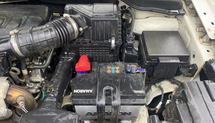 2021 Mahindra XUV300 W8 1.2 PETROL, Petrol, Manual, 26,055 km, Engine View - Left