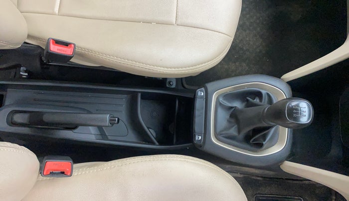 2019 Hyundai NEW SANTRO ERA EXECUTIVE, Petrol, Manual, 37,079 km, Gear Lever