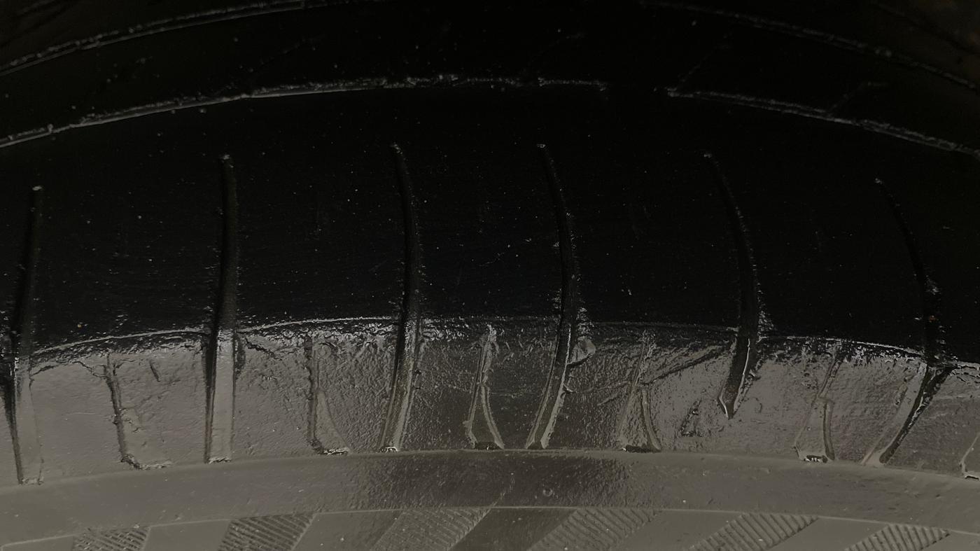 2013 Ford Figo ZXI 1.2 PETROL, Petrol, Manual, 90,974 km, Right Rear Tyre Tread