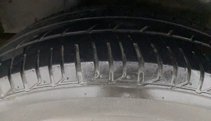 2019 Honda Jazz 1.2L I-VTEC VX, Petrol, Manual, 23,394 km, Right Rear Tyre Tread